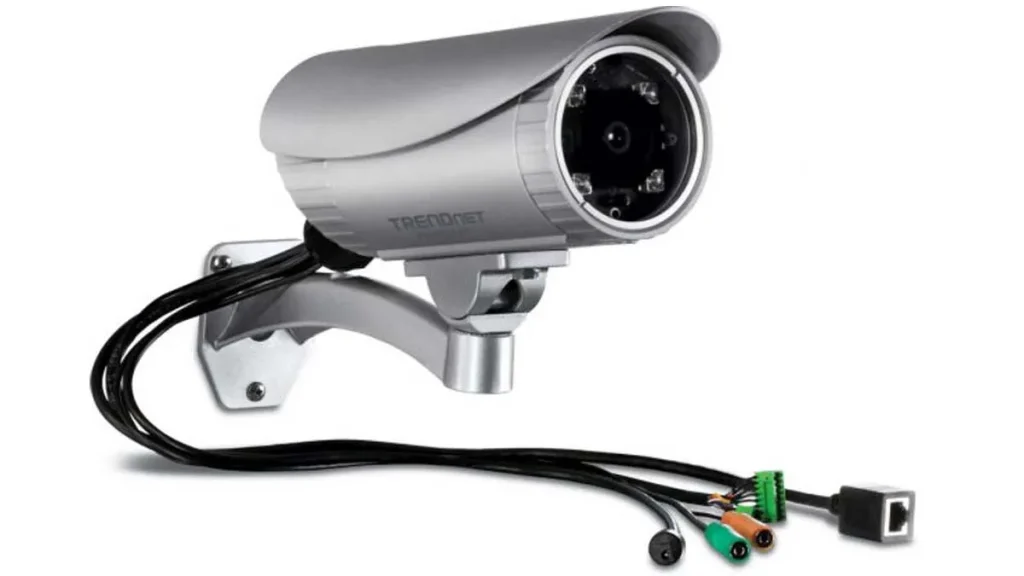 connect cctv to laptop 1 1