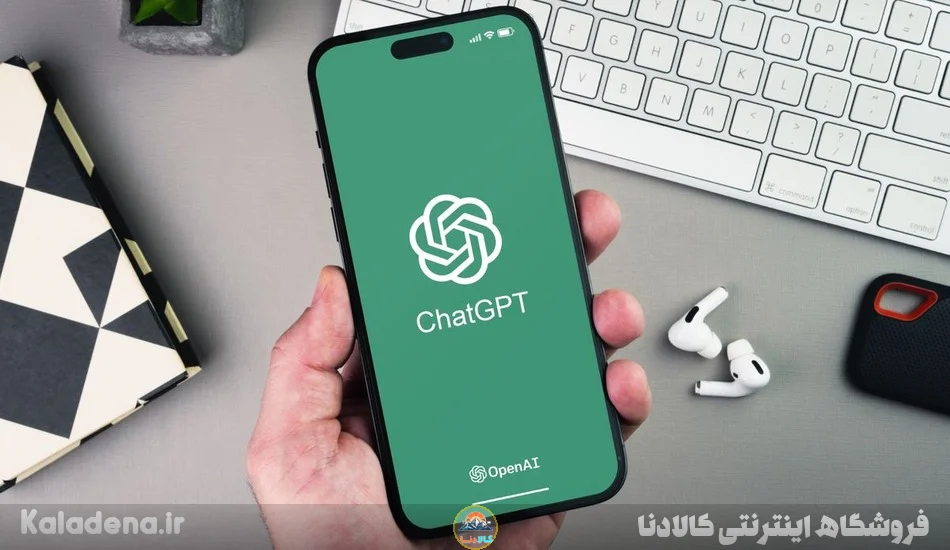 تفاوت چت جی پی تی رایگان با پولی: آیا خرید اشتراک ChatGPT Plus ارزش دارد؟ 2 compare chatgpt free paid version 1 1